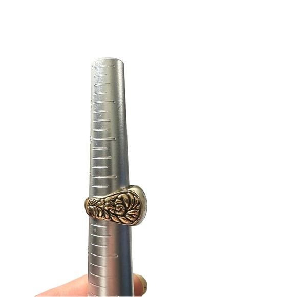 Barse Thailand Gold Tone Intricate Design White Howlite Stone Cocktail Ring Sz 8 - Picture 7 of 12